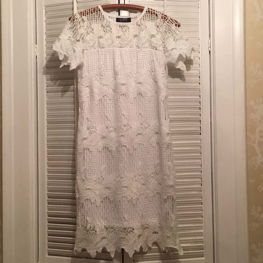 Gorgeous Modern Lace Midi Dress